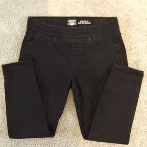 [Signature by Levi Strauss] Black pull-on jeans